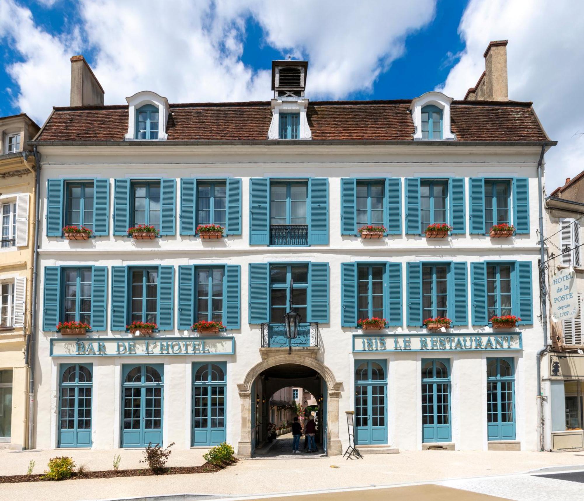 Hotel De La Poste Avallon Exterior foto